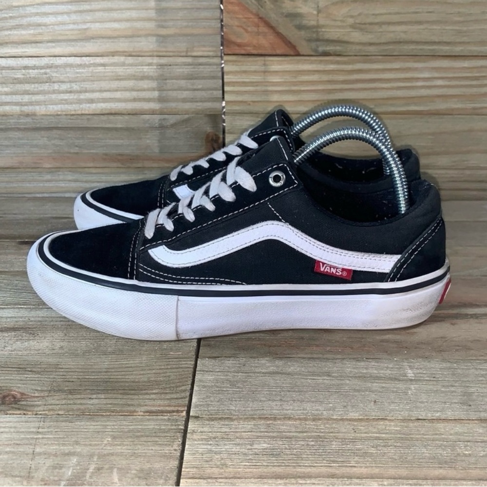 Vans Oldskool pro Skate shoes black white sneakers women's size 7.5 Men's 6 - Picture 1 of 5